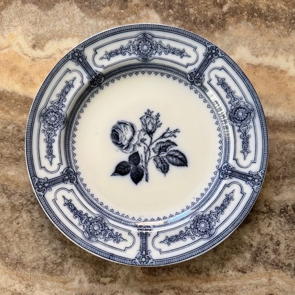 Antique 1830-1855 Flow Blue & White John Ridgway & Co Italian Rose Plate - Picture 1 of 4